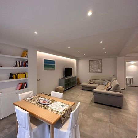 Apartamento Luxury Sea House Trapani Exterior foto