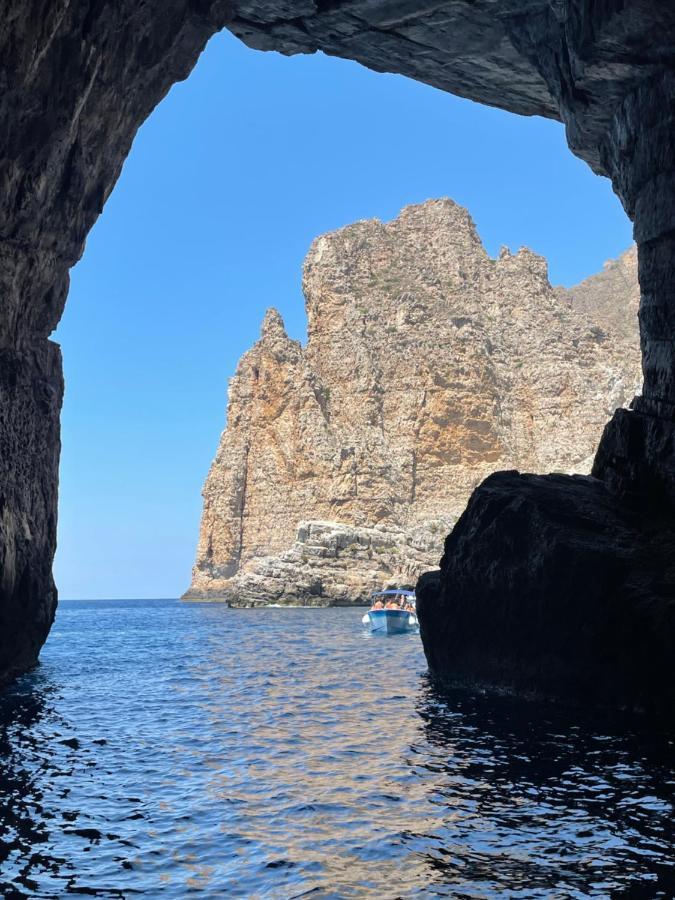 Apartamento Luxury Sea House Trapani Exterior foto