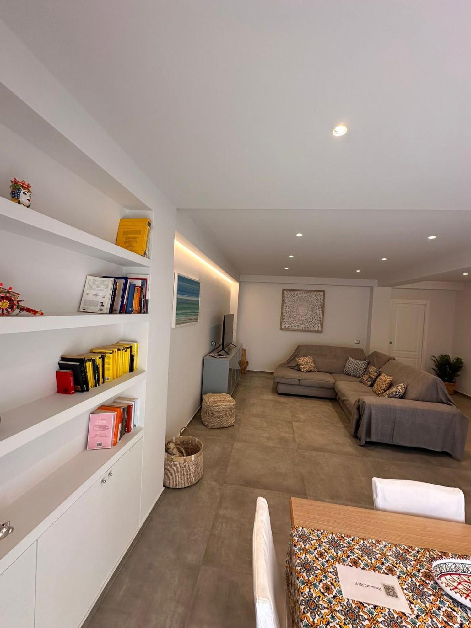 Apartamento Luxury Sea House Trapani Exterior foto